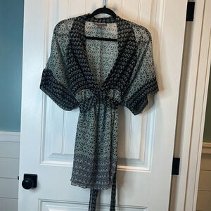 A‎ Pea in the Pod Green and Blue Sheer Maternity Tunic Top. Size Large.